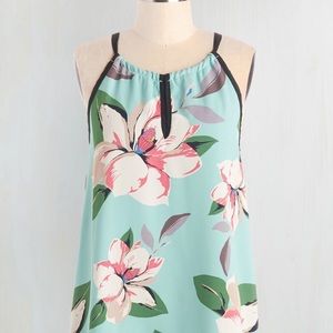 ModCloth floral sleeveless blouse top - length 25”